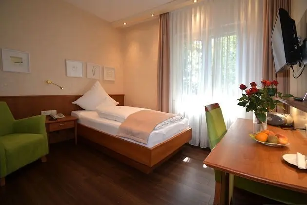 Tek Kişilik Oda, 1 Tek Kişilik XL Yatak, Sigara İçilmez