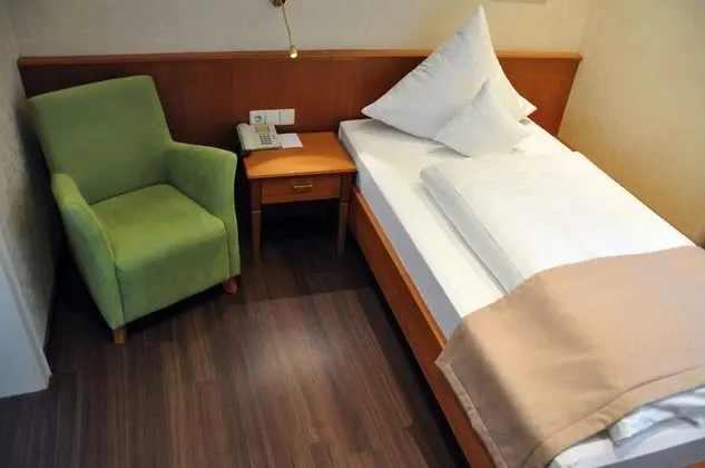 Tek Kişilik Oda, 1 Tek Kişilik XL Yatak, Sigara İçilmez