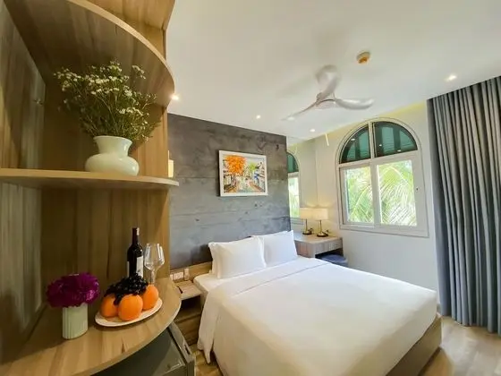 Deluxe Tek Büyük Yataklı Oda