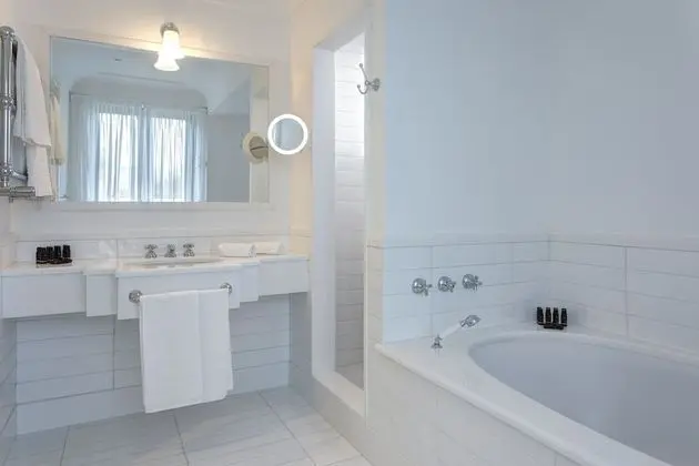 Deluxe Tek Büyük veya İki Ayrı Yataklı Oda, Teras, Deniz Manzaralı
