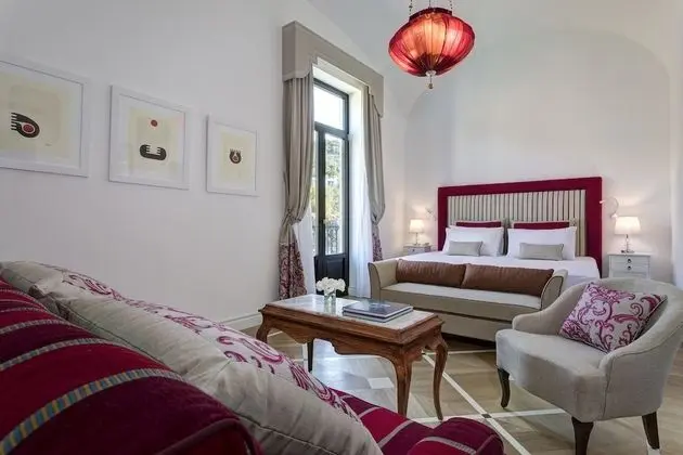 Superior Tek Büyük Yataklı Oda, Balkon, Bahçe Manzaralı