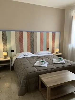 Comfort Tek Büyük veya İki Ayrı Yataklı Oda
