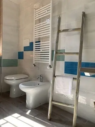 Comfort Tek Büyük veya İki Ayrı Yataklı Oda