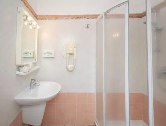 Standard Tek Büyük Yataklı Oda, Balkon
