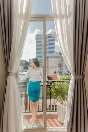 Deluxe Tek Büyük Yataklı Oda, Balkon