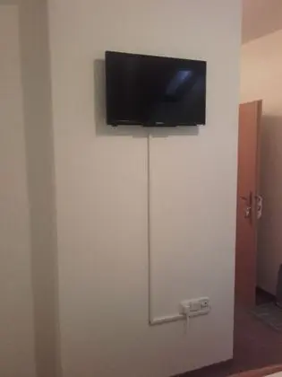 Üç Kişilik Oda