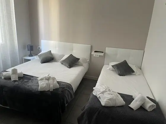 Üç Kişilik Oda