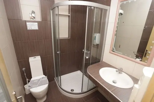 Tek Büyük Yataklı Oda, Bahçe Manzaralı