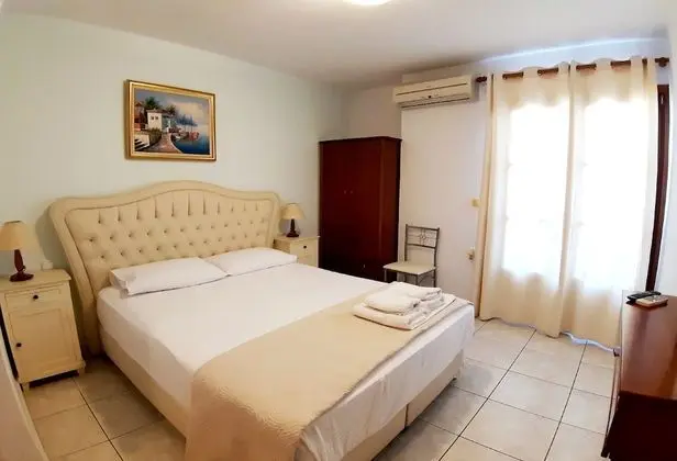 Stüdyo, Deniz Manzaralı