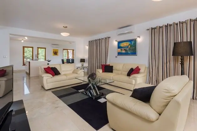 Apart Daire, 3 Yatak Odası, Balkon, Deniz Manzaralı (1st floor)