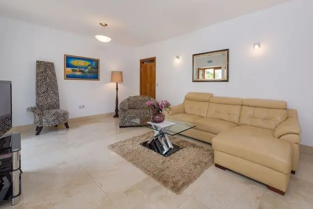 Apart Daire, 3 Yatak Odası, Balkon, Deniz Manzaralı (Ground floor)