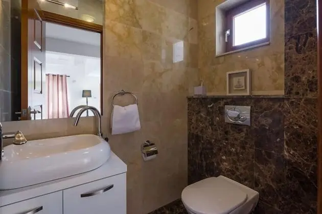 Apart Daire, 3 Yatak Odası, Balkon, Deniz Manzaralı (Ground floor)