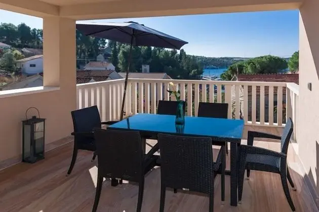 Apart Daire, 3 Yatak Odası, Balkon, Deniz Manzaralı (top floor)