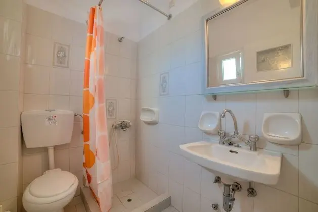 Üç Kişilik Oda, Balkon