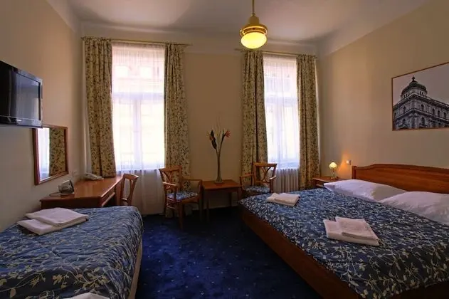 Standard Üç Kişilik Oda