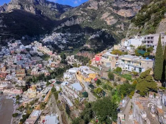 Villa, Sigara İçilebilir