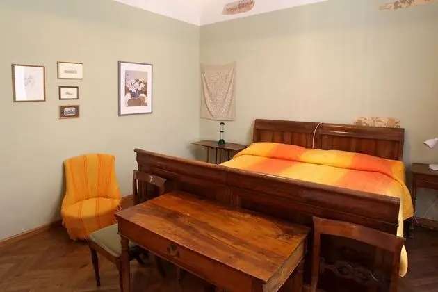 Tek Büyük Yataklı Oda (Verde)