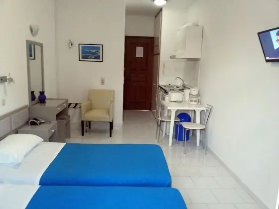 Stüdyo, Teras, Havuz Manzaralı