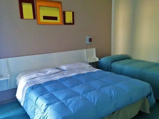 Üç Kişilik Oda, Bahçe Manzaralı