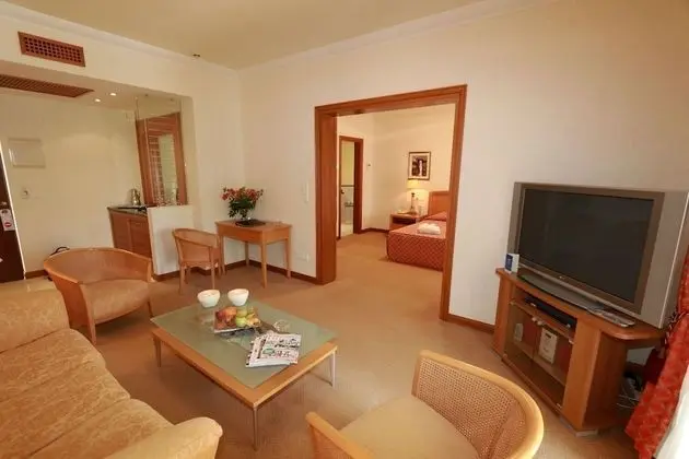 VIP Suite Sharing Pool