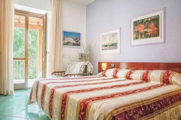 Classic Tek Büyük veya İki Ayrı Yataklı Oda, Balkon