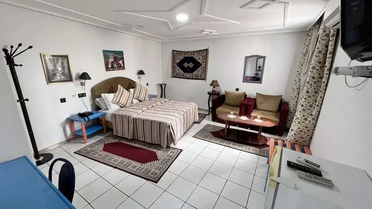 Tek Büyük Yataklı Oda