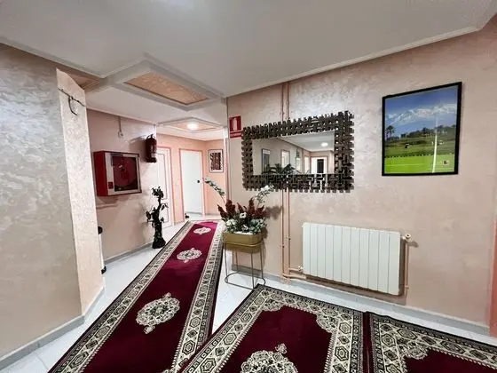 Üç Kişilik Oda