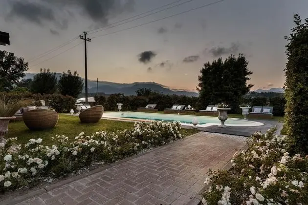 Villa, Sigara İçilebilir