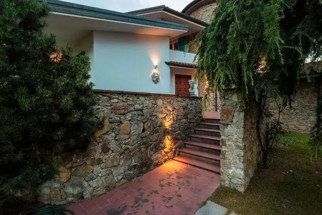 Villa, Sigara İçilebilir