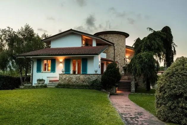 Villa, Sigara İçilebilir