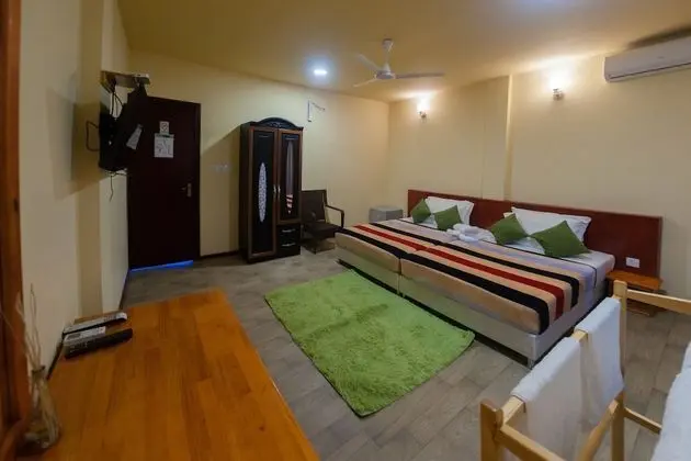 Standard Tek Büyük Yataklı Oda, Balkon, Okyanus Manzaralı