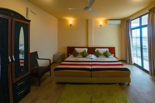 Standard Tek Büyük Yataklı Oda, Balkon, Şehir Manzaralı