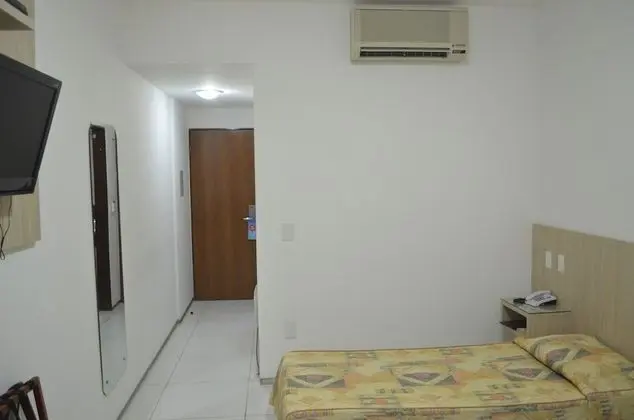 Üç Kişilik Oda