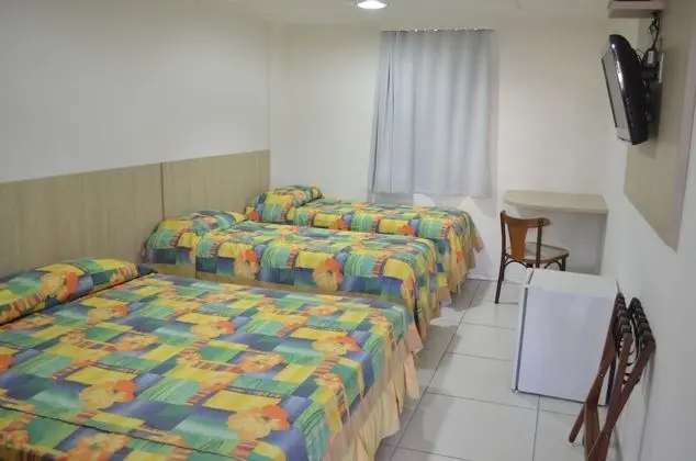 Üç Kişilik Oda