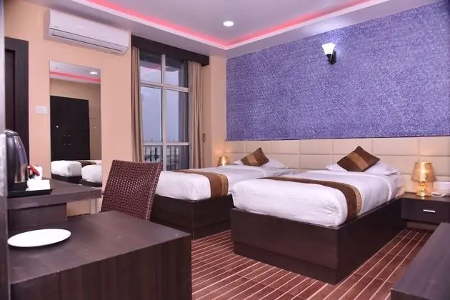 Deluxe Tek Büyük Yataklı Oda