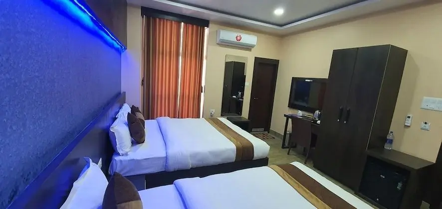 Deluxe Üç Kişilik Oda