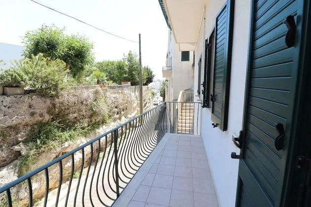 Ev, 2 Yatak Odası, Veranda