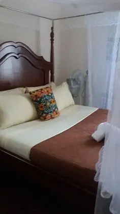 Tek Büyük Yataklı Oda, Sigara İçilmez