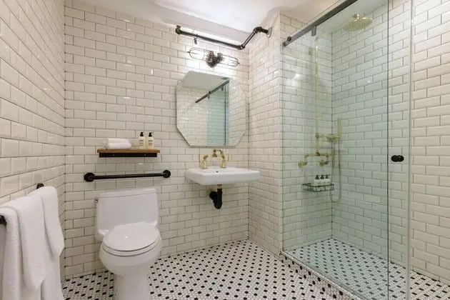 Çatı Katı (Loft), 2 Büyük (Queen) Boy Yatak (High Floor)