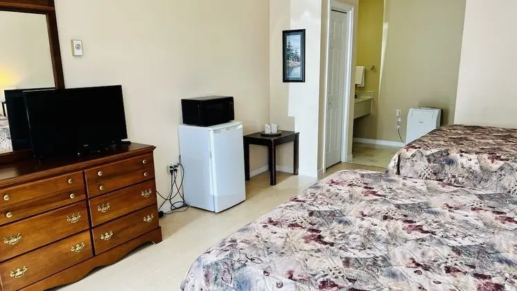 Deluxe Tek Büyük Yataklı Oda, 2 Büyük (Queen) Boy Yatak, Özel Banyo, Bahçe Manzaralı