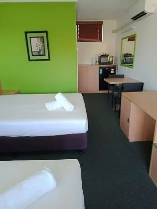 İki Ayrı Yataklı Oda, Birden Çok Yatak, Şehir Manzaralı