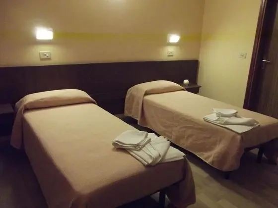 Tek Büyük veya İki Ayrı Yataklı Oda