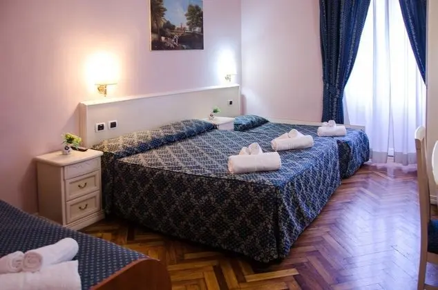 Quad Room with External Bathroom