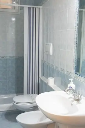 Quad Room with External Bathroom