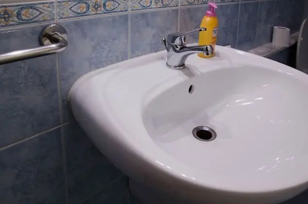 Tek Büyük Yataklı Oda (extra bed - external private bathroom)