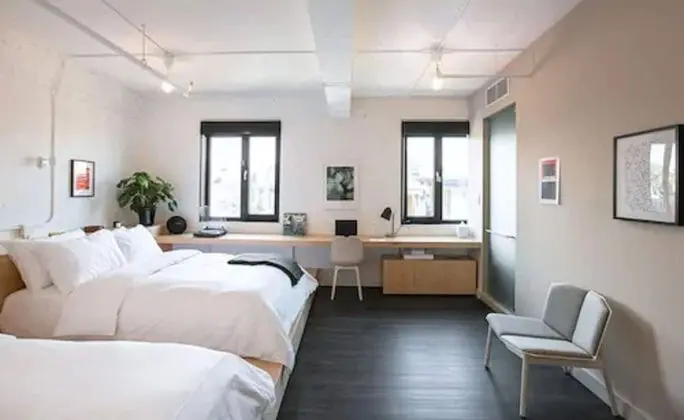 Design Stüdyo Süit, 1 En Büyük (King) Boy Yatak