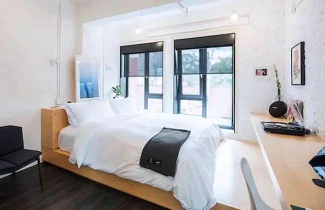 Design Stüdyo Süit, 1 En Büyük (King) Boy Yatak