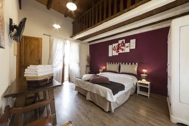 Classic Tek Büyük Yataklı Oda