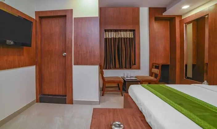 Business Tek Büyük Yataklı Oda, Şehir Manzaralı