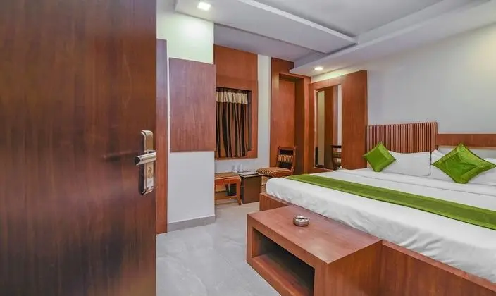 Business Tek Büyük Yataklı Oda, Şehir Manzaralı